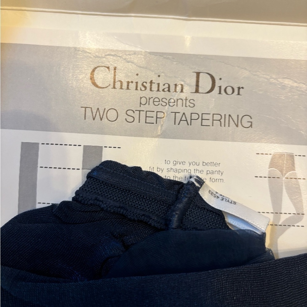 Vintage Christian Dior select irregulars navy blue never worn pantyhose - Picture 3 of 5
